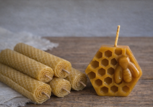 6 velas de miel + 1 vela panal