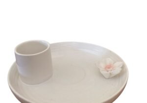 Porta sahumerio, velas y palo santo